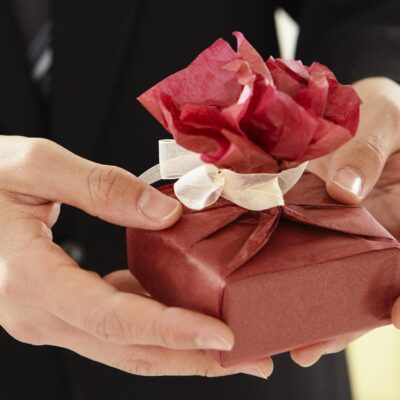 Giving & Receiving in Sex and Relationships